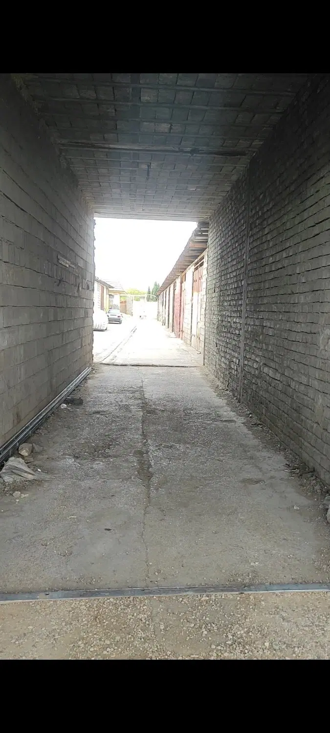 مغازه ورودی صدرا از سمت دوکوهک