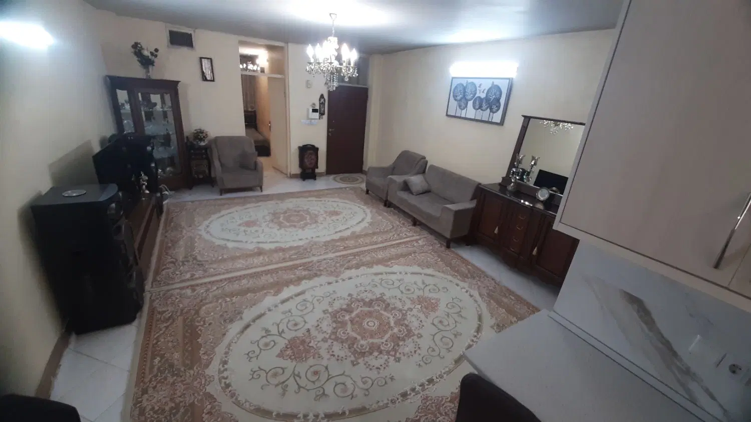 60متری تک خواب با پارکینگ