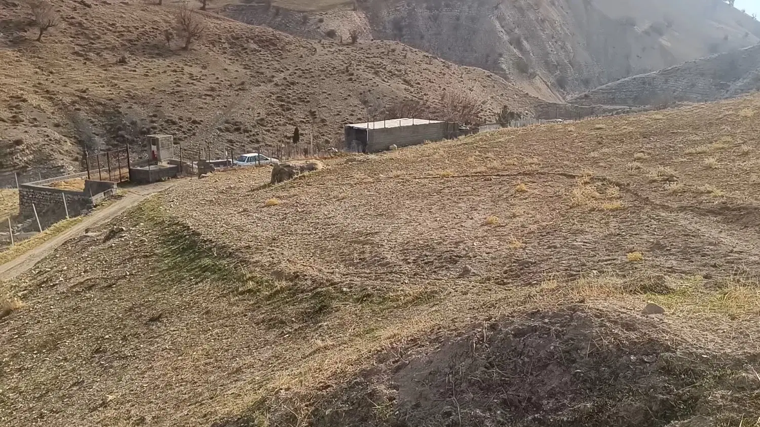 زمین فروشی