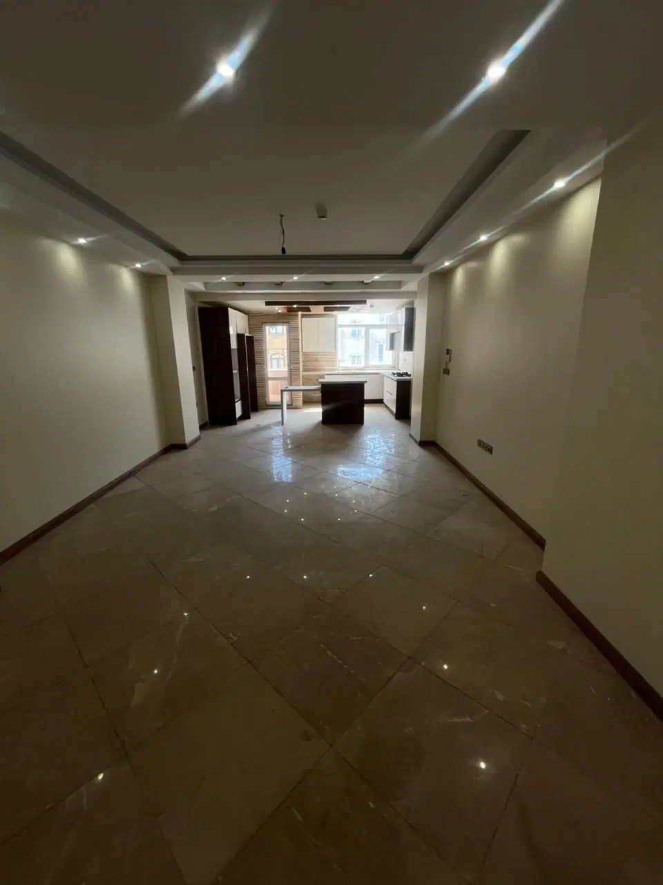 آپارتمان ۹۵ متری تکواحدی  شمال ستارخان