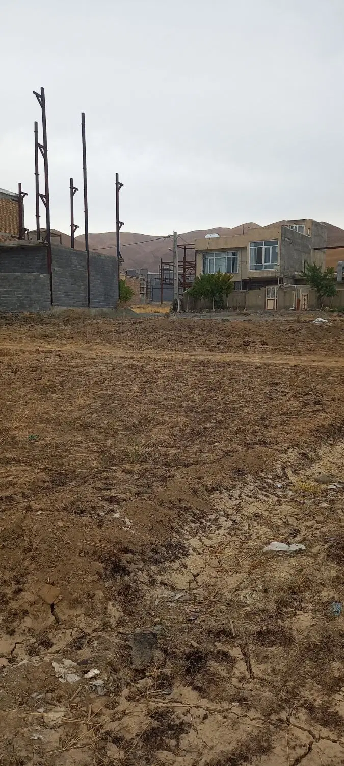 زمین مسکونی