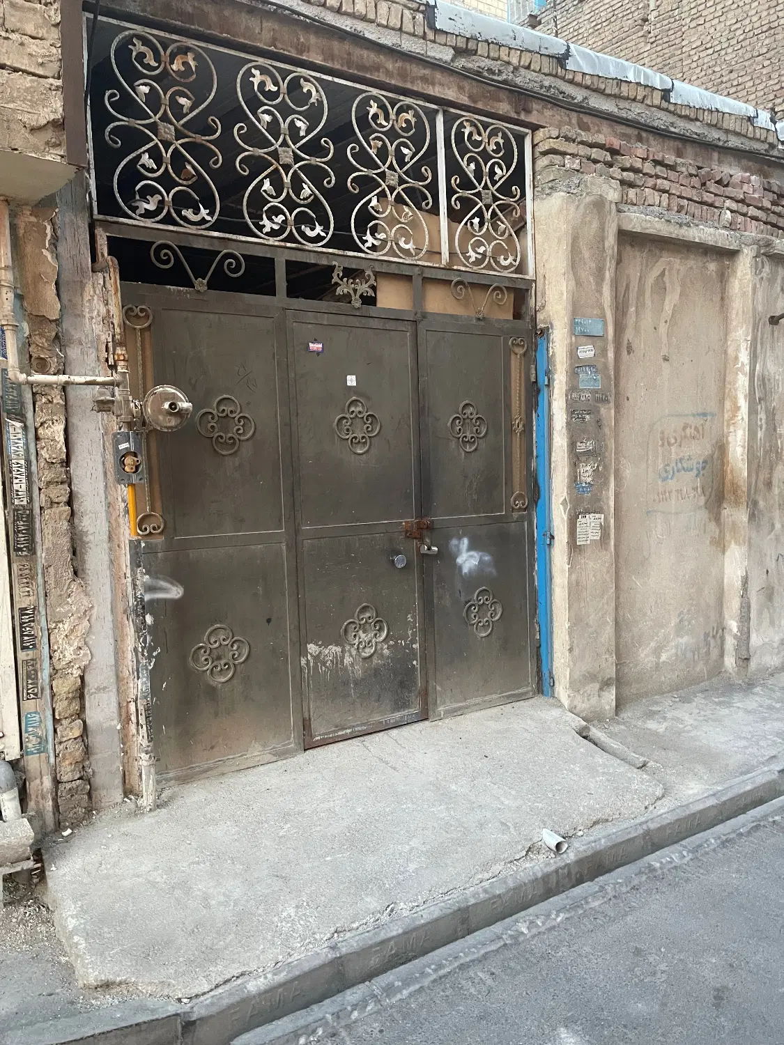 کارگاه ۸۰ متری عباس اباد شهریار