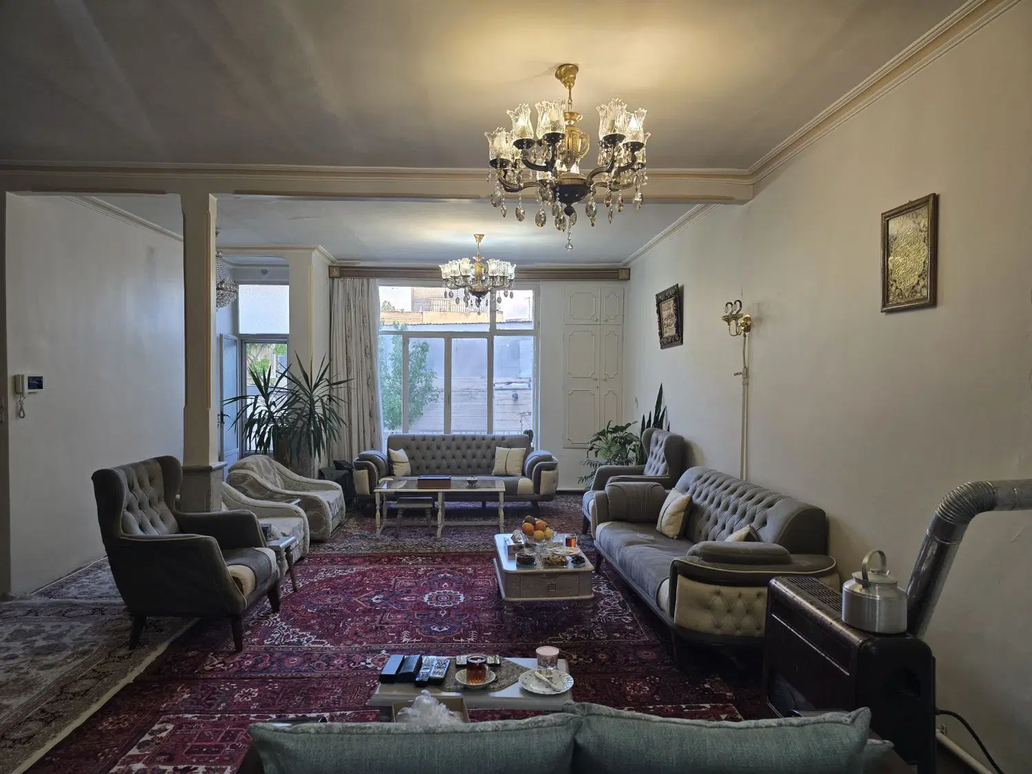 فروش خانه حیاط دار مسکونی