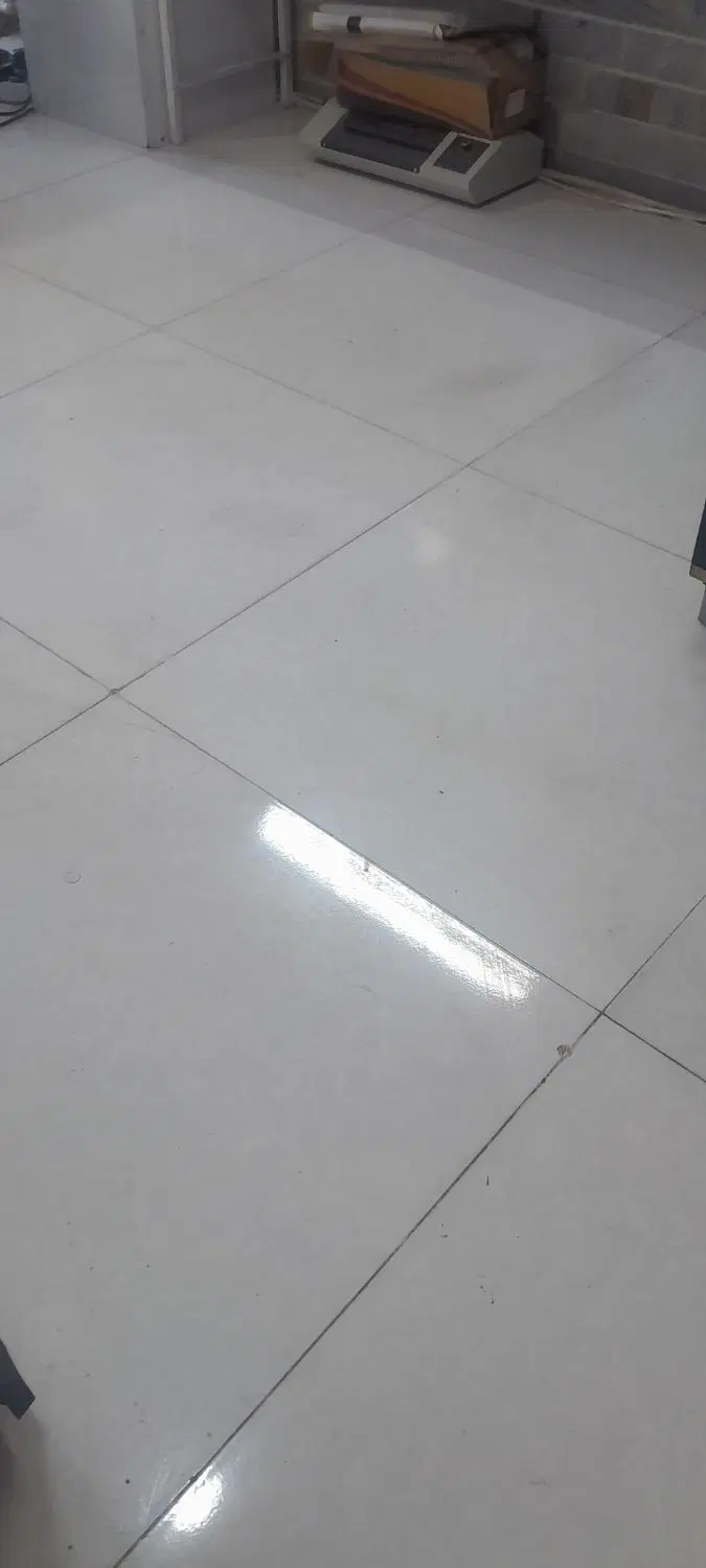 رازی همکف با آقتاب