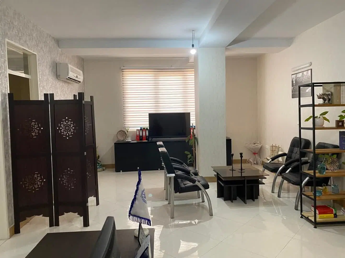 واحد اداری تجاری ۹۰ متری بهر دادگستری