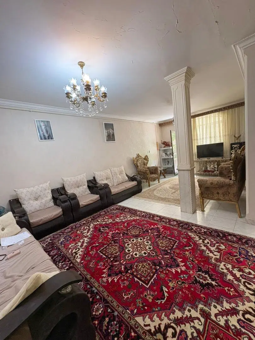 رهن و اجاره ۱۱۰ متری،۲ خوابه،حیاط مستقل،باغمیشه