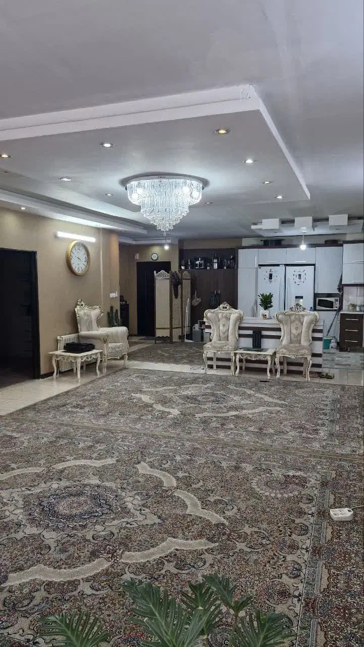 ۱۱۰متر.۲خواب.هفت تیر۲۹.آسانسور