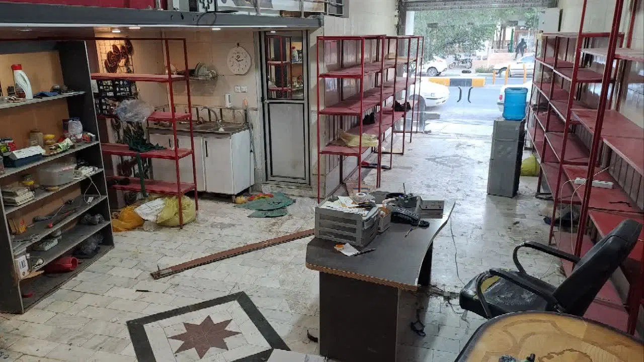 ملک تجاری معاوضه با آپارتمان  تک واحدی یا ویلایی