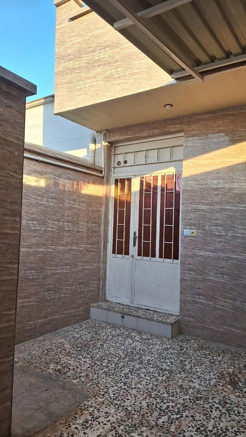 خانه ویلایی تنگک دوم