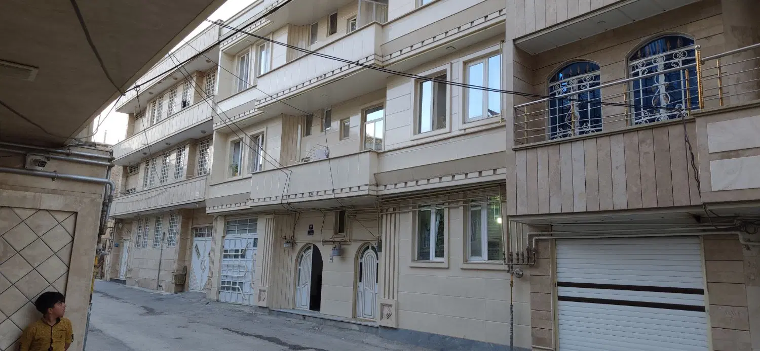 فروش ساختمان ۴ واحدی بلوار باهنر