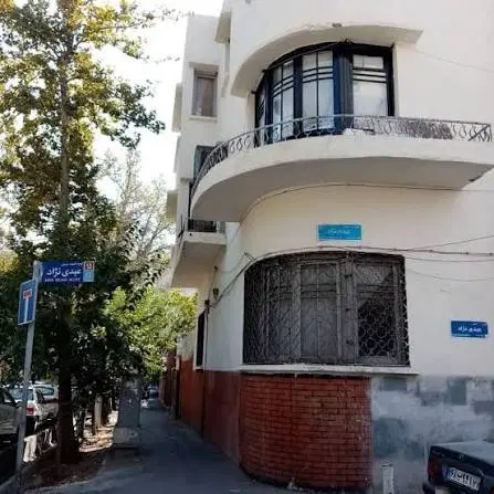۱۰۰متر کلنگی بربلوار معلم باتجاری شرایط پرداخت خوب
