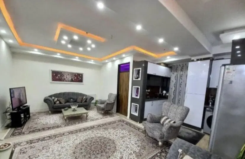 آپارتمان پونک تاپ لوکیشن خطی رو‌ به آفتاب