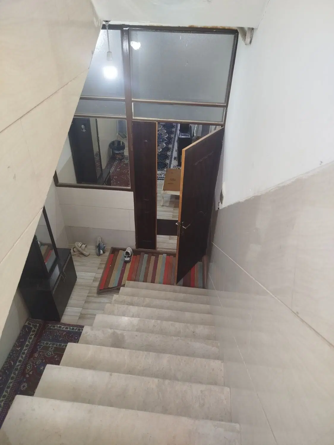 منزل زیر زمین