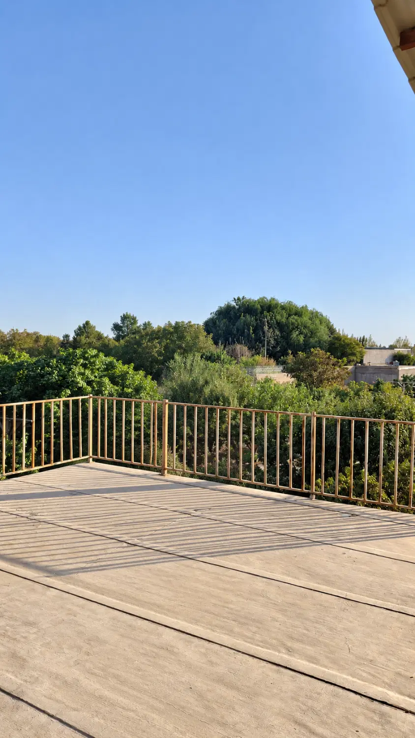 ۳۰۰۰ متر زمین دارای بنا