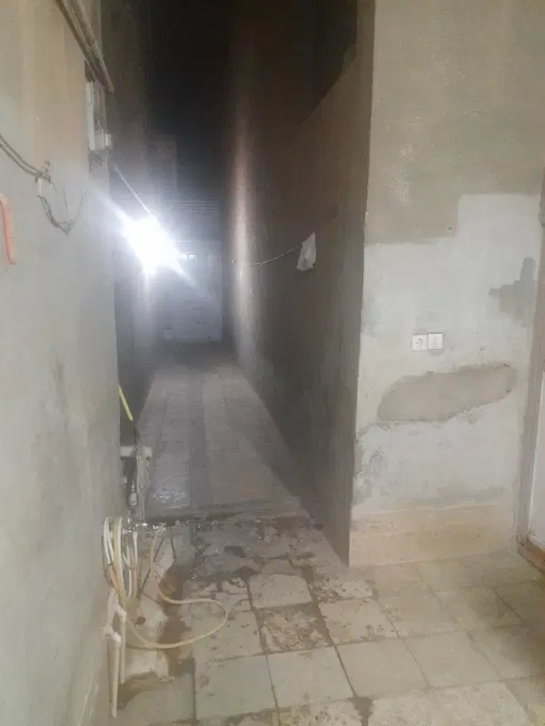 خانه به مساحت ۷۰مترهم کف پشت قواره کوچه ی ۲متری