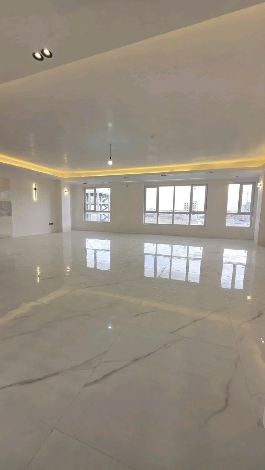 ۱۷۲مترلوکس_متریال درجه یک_خاص_دوبرنورگیر