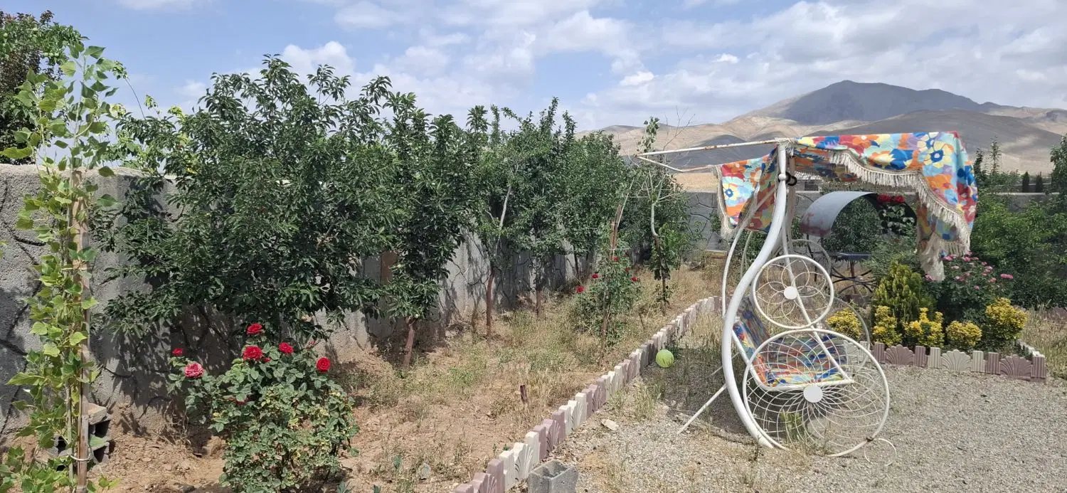 باغ دنج و خوش موقعیت گیلاوند