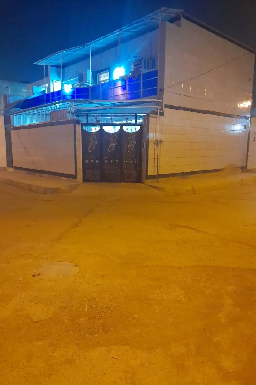 منزل ویلایی ۱۱۰متری ،دوطبقه دونبش نزدیک به اصلی
