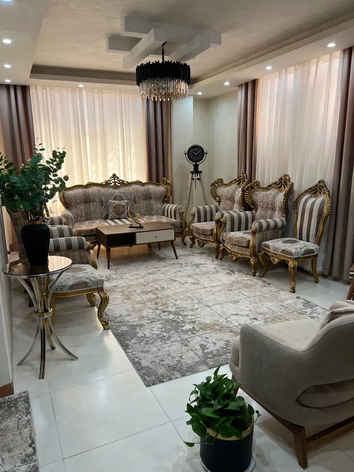 عطار _۹۴ متر دونبش جنوبی_ طبقه اول سرمایه‌گذاری