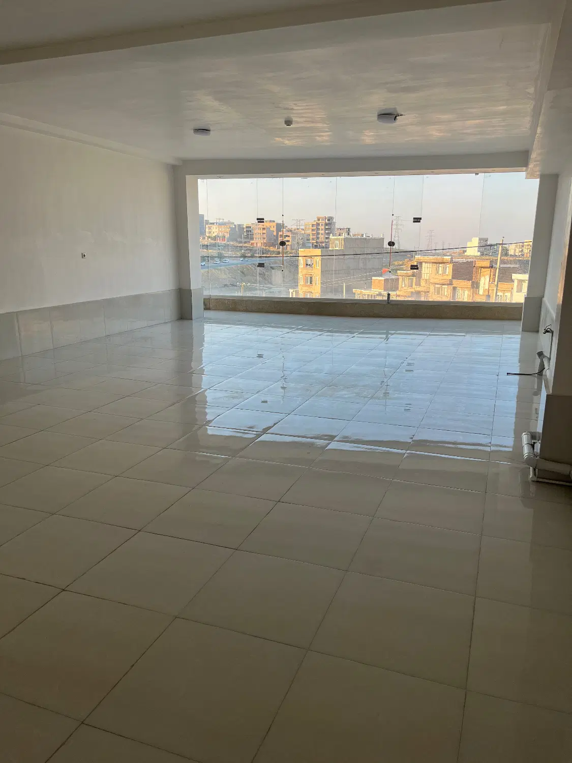 اجاره واحد تجاری