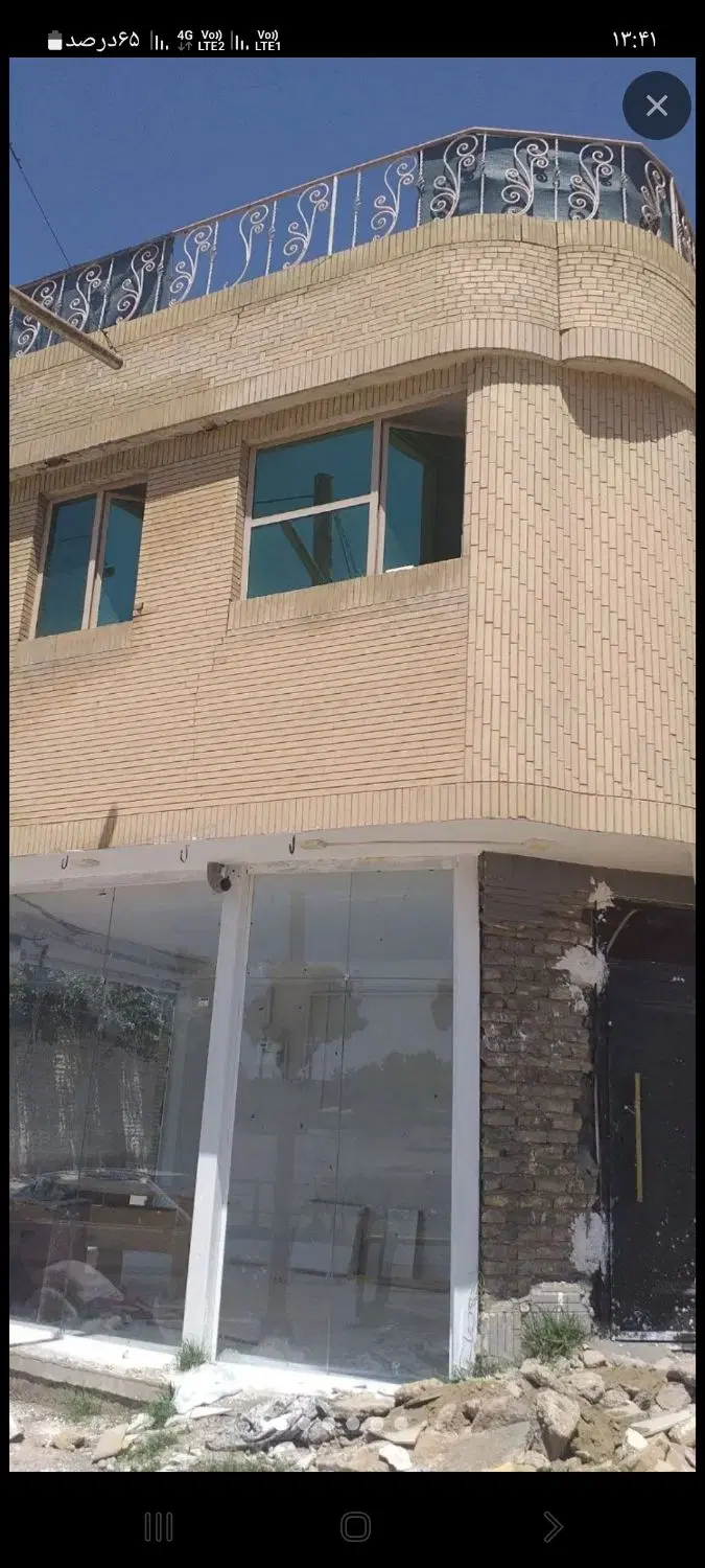 مغازه ۴۰ متر و خانه ۶۰ متری