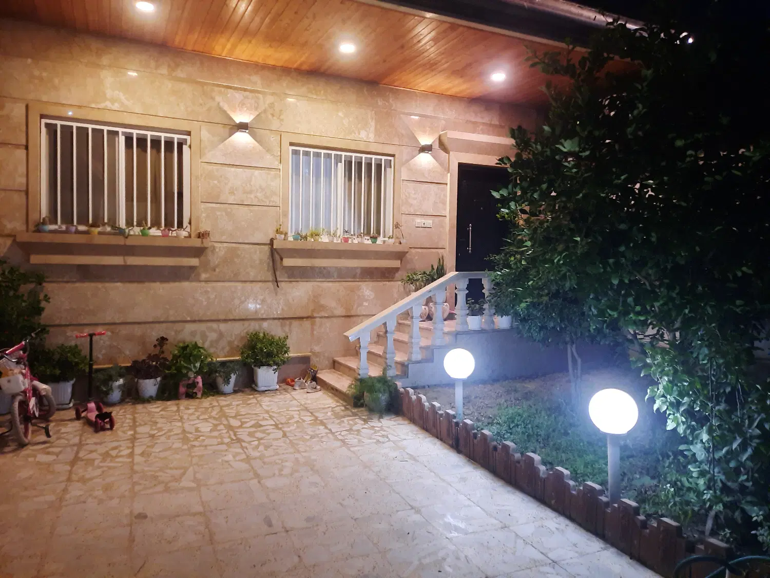 ویلایی 100متربنا 145زمین