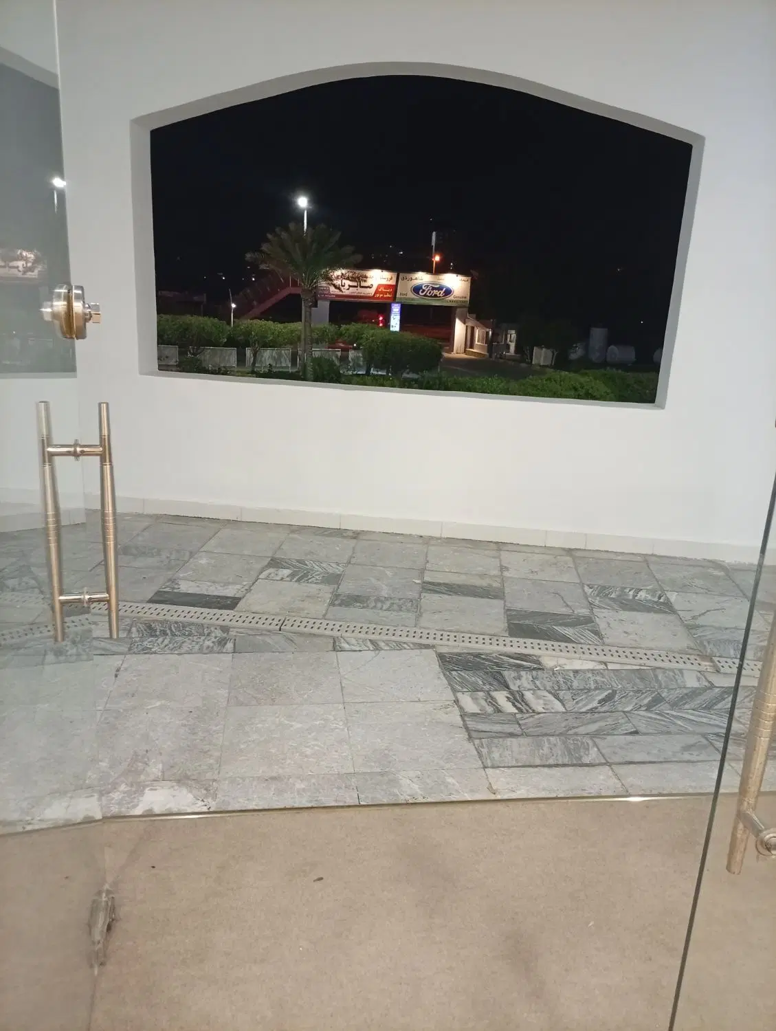 فروش مغازه فن آوران خیابان اول