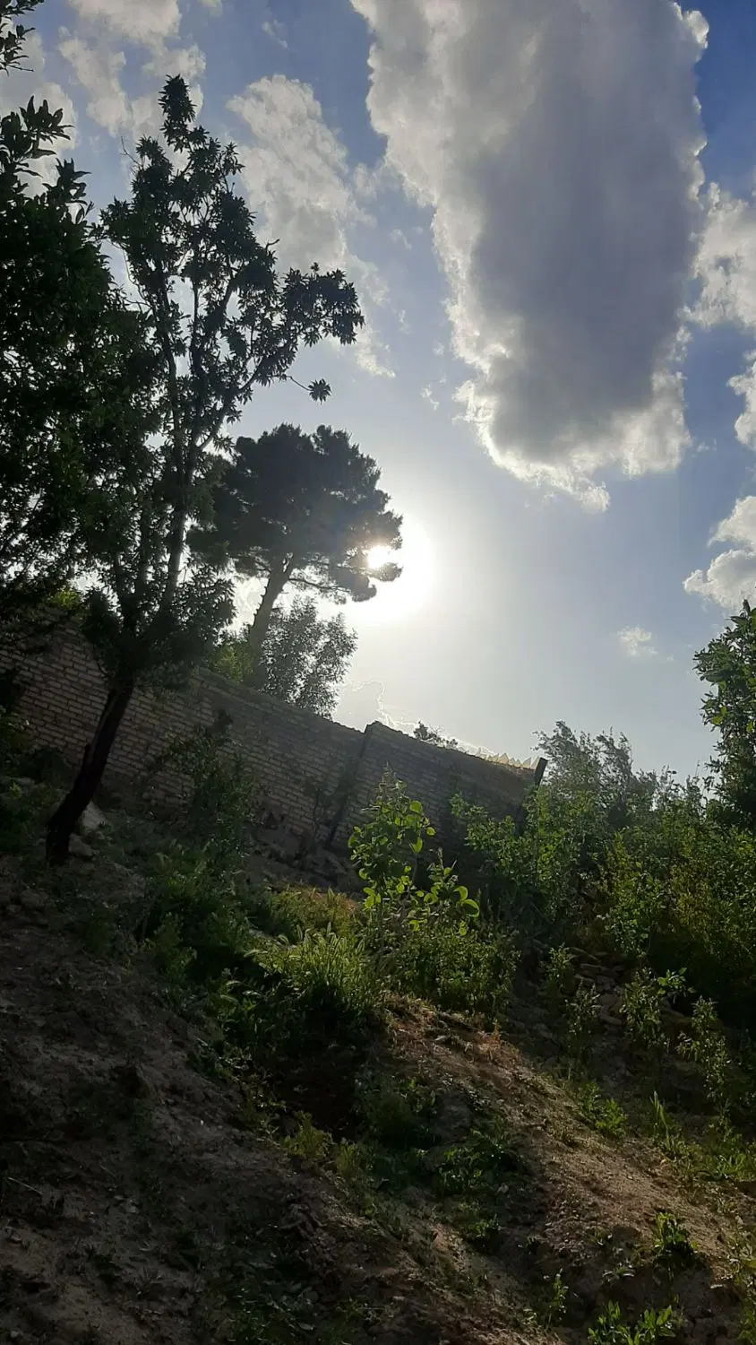باغ 1400 متری
