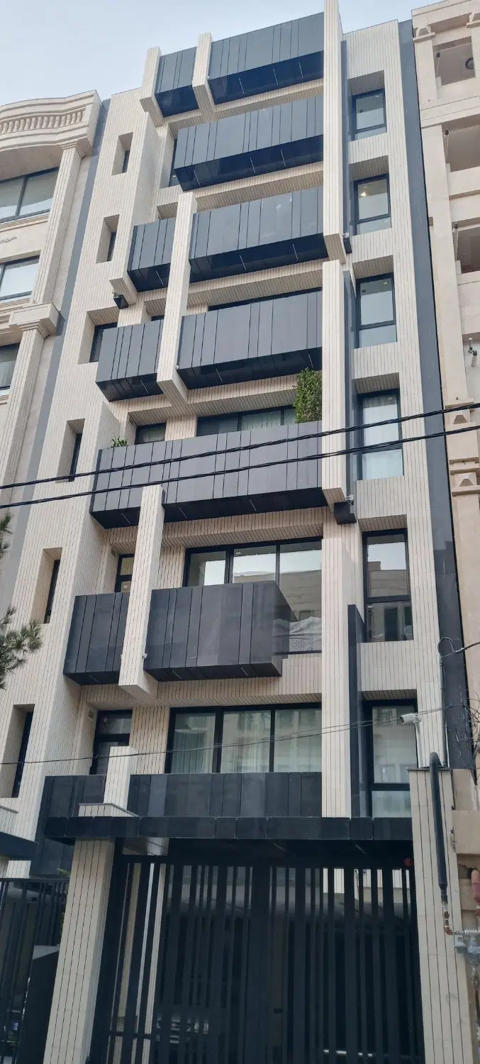 نزدیک به وکیل آباد _ 180متر _ تک واحدی