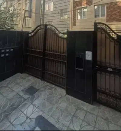 هم خونه  پسر