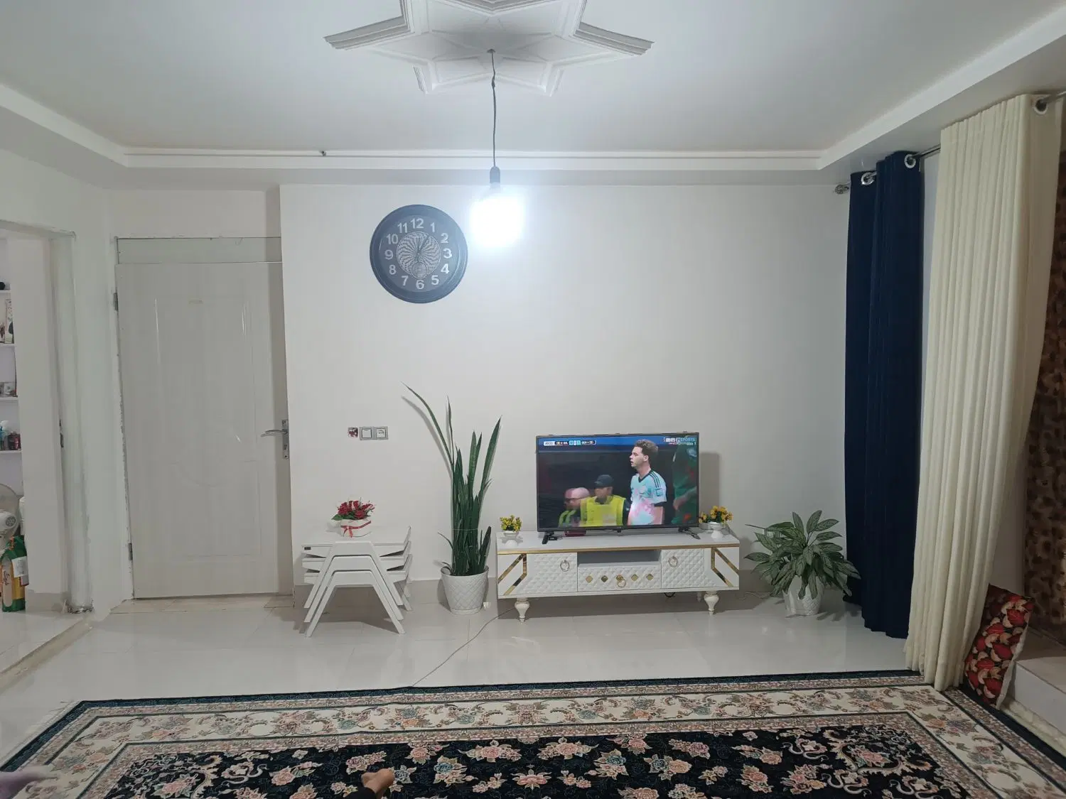 فروش یک طبقه منزل مسکونی شیک و مرتب