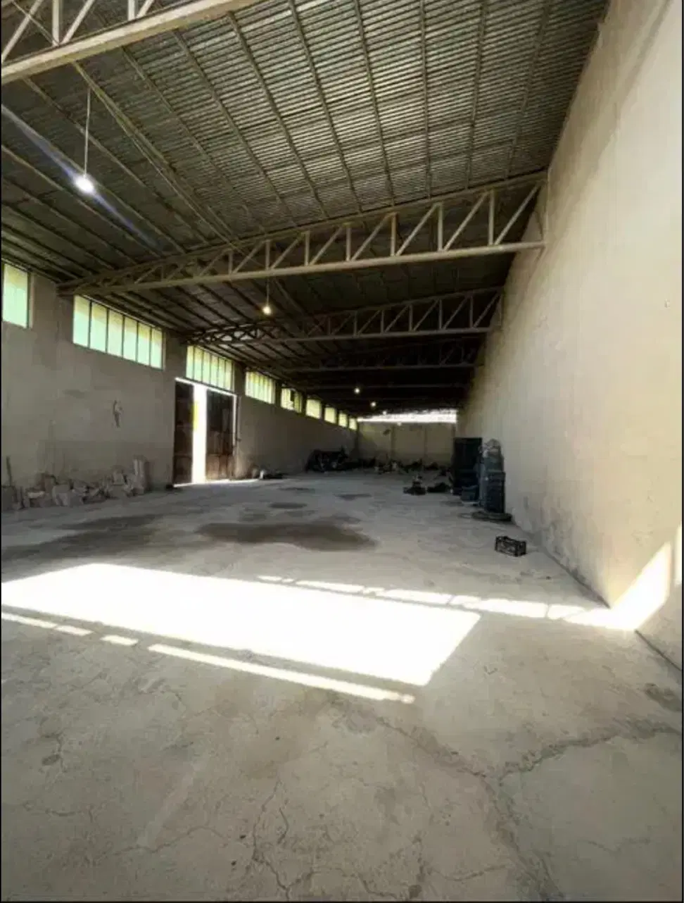 ۴۵۰۰ متر زمین صنعتی ۷۰۰ متر سوله