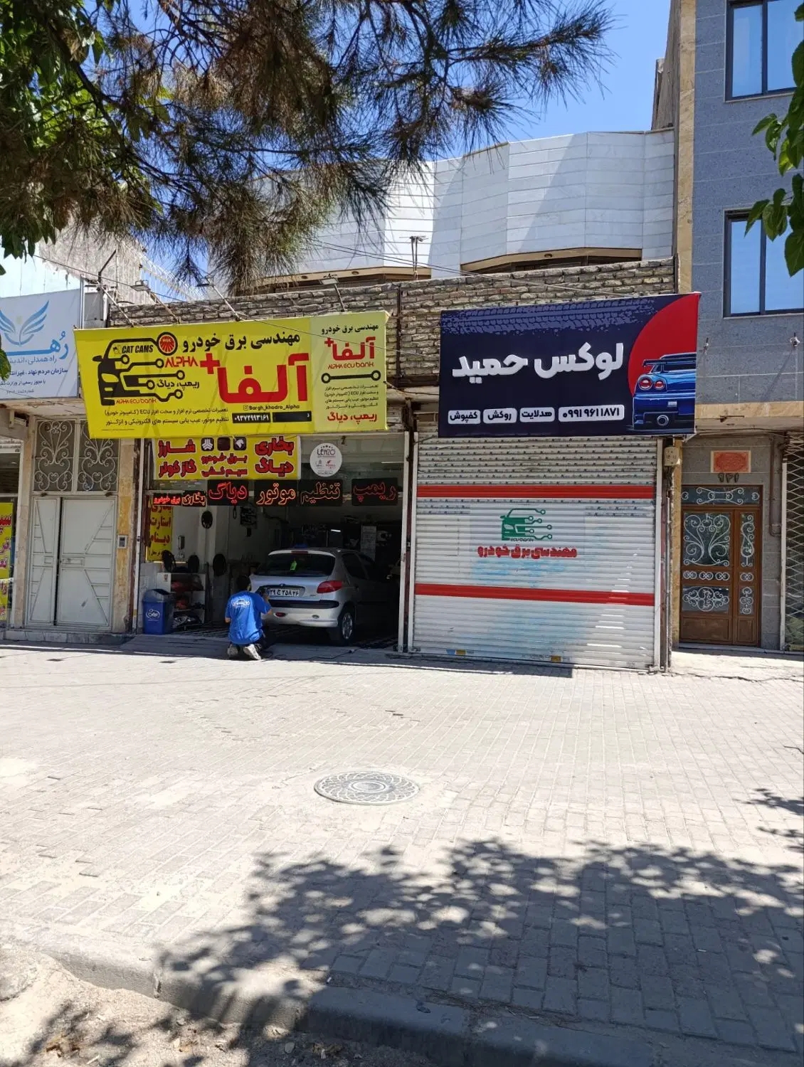 ویلایی ۱۸۴ متری دو معبر 46 متر تجاری دائم دو دربند