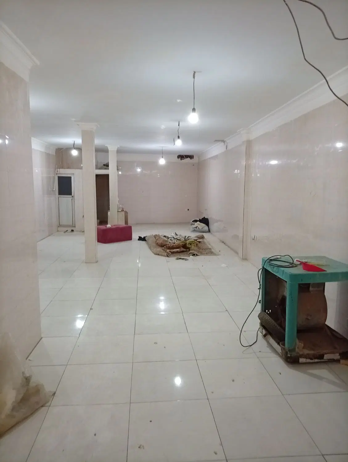 مغازه ۹۰متری نصیرشهر