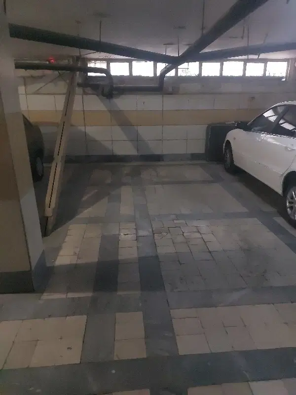 اجاره پارکینگ در مجتمع مسکونی