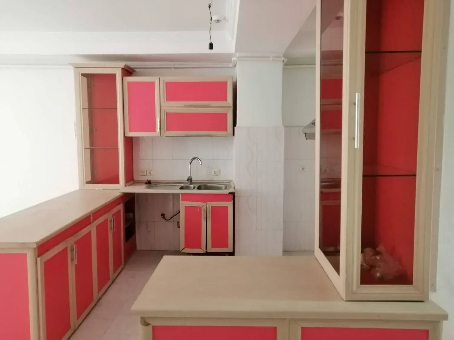 آپارتمان ۷۰ متری اندیشه