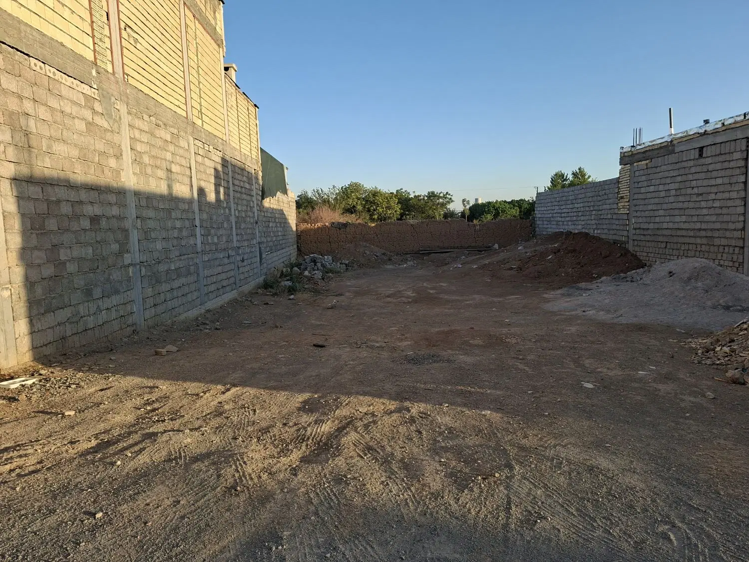 فروش جاخونه ۲۵۵متری گلدشت محله الزهرا