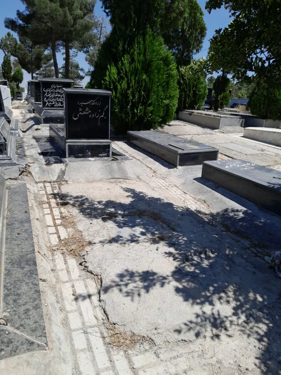 فروش قبر سه طبقه سند دار