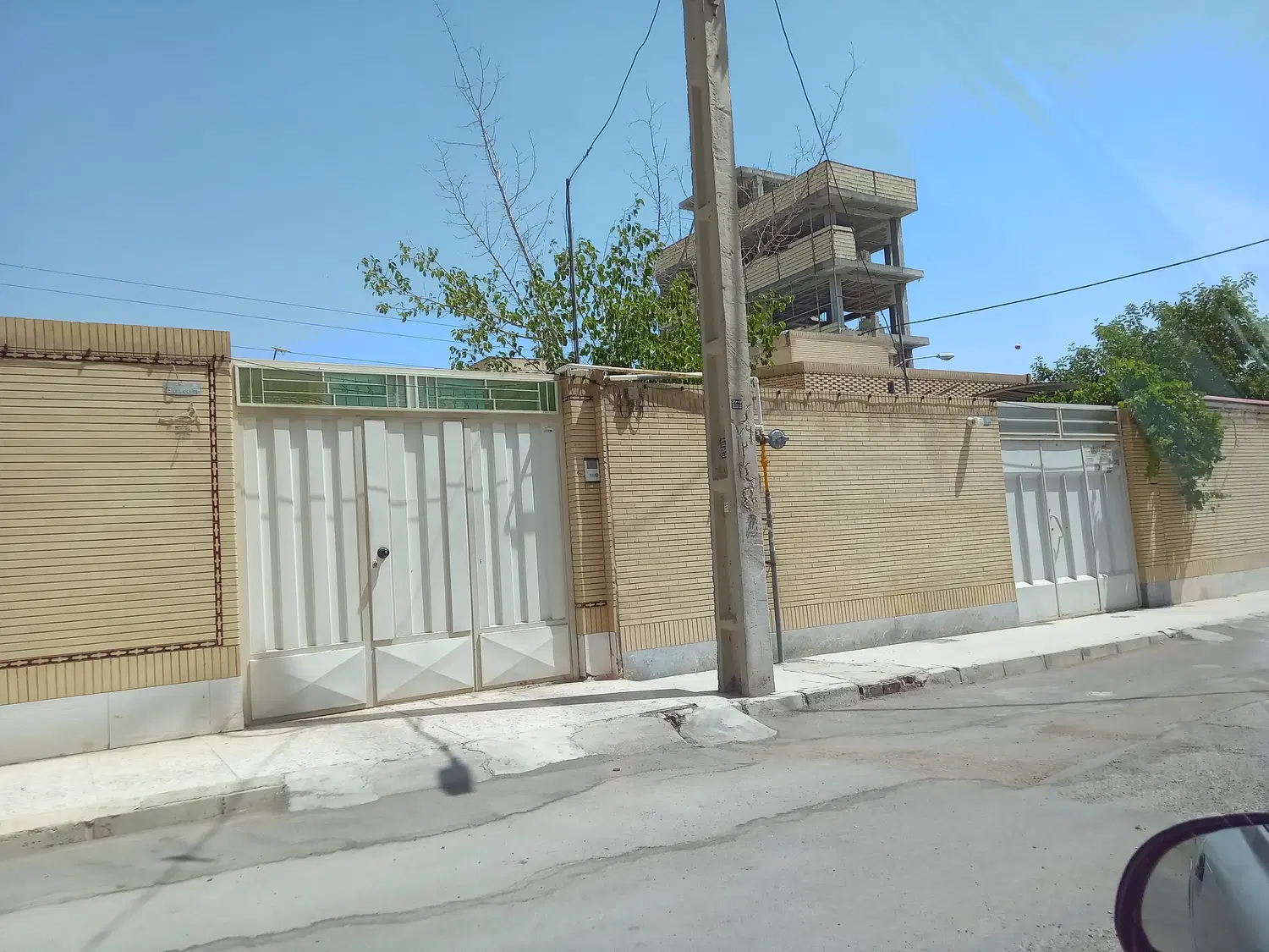 فروش منزل مسکونی دربست شمالی