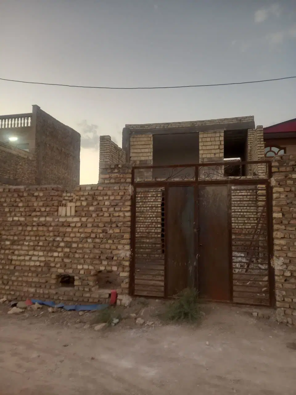 خونه سفت کاری  راوند محله سادات
