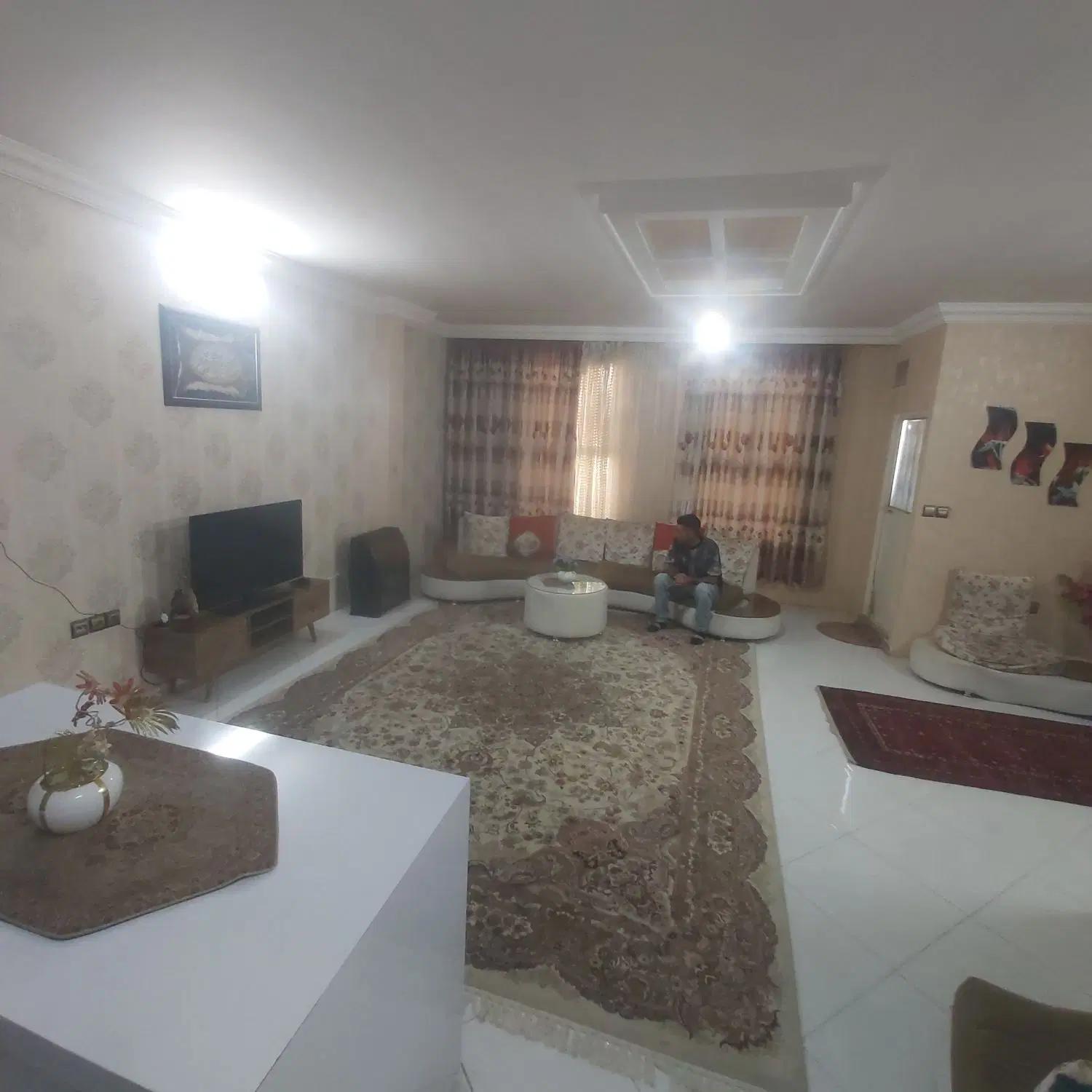 آپارتمان دوخواب ۹۰متری