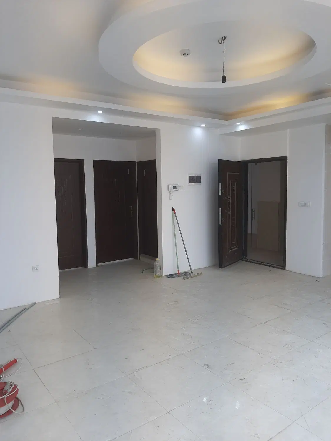 آپارتمان خیابان شهاب