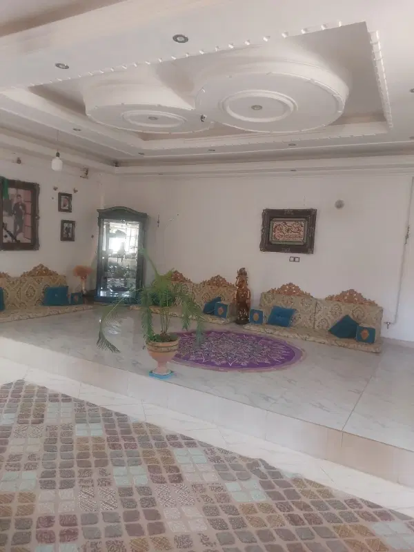 خانه ویلای ۲۵۰متری شهرک صادقیه