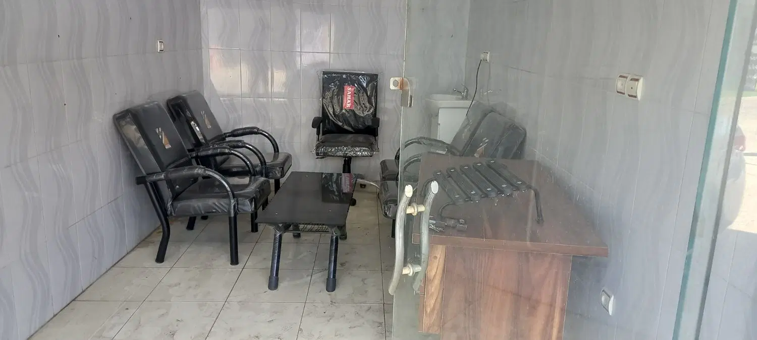 مغازه با مالکیت ۱۱ متر انزلی محله