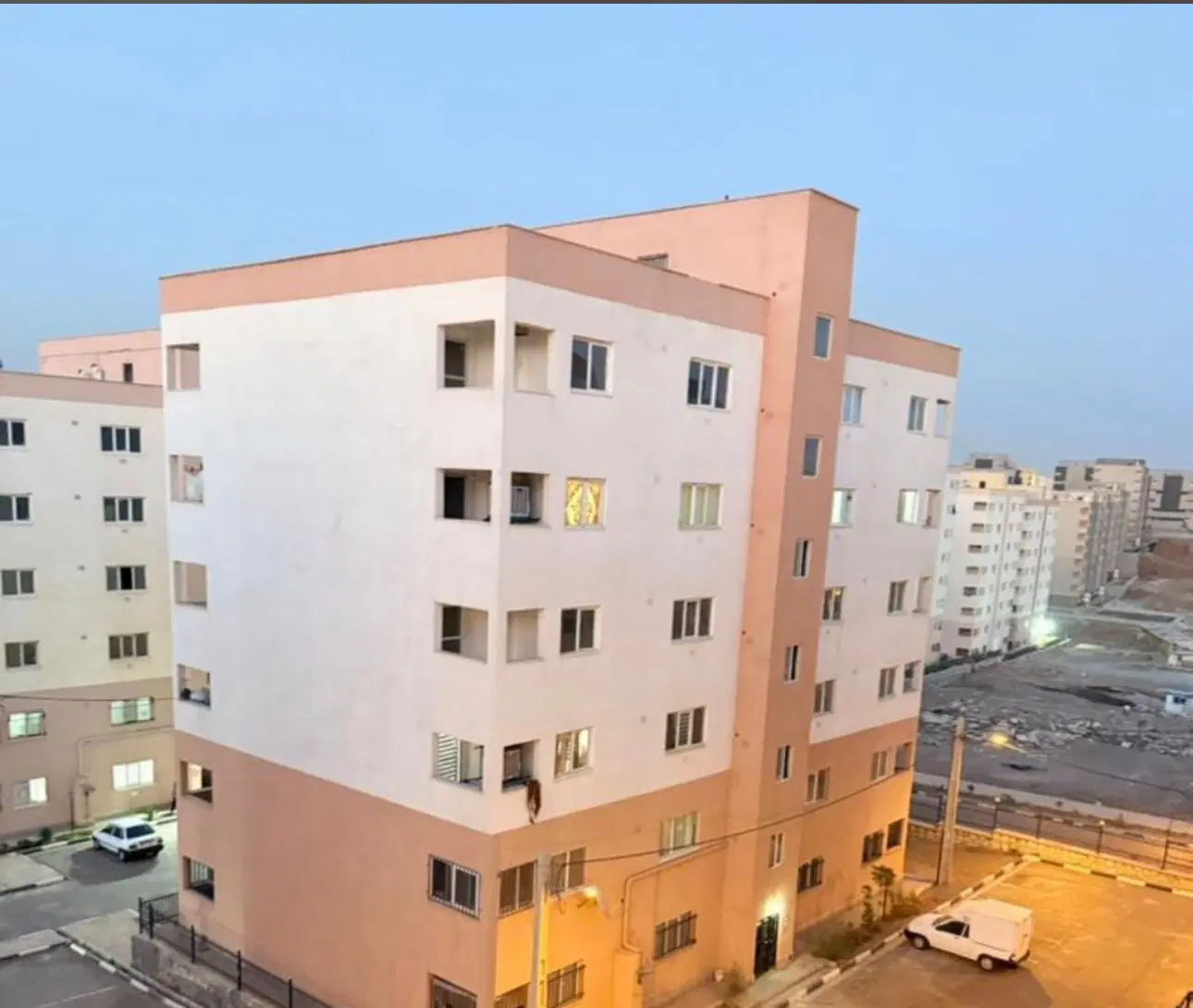 هسا یک ۸۴ متری دوخوابه پرند