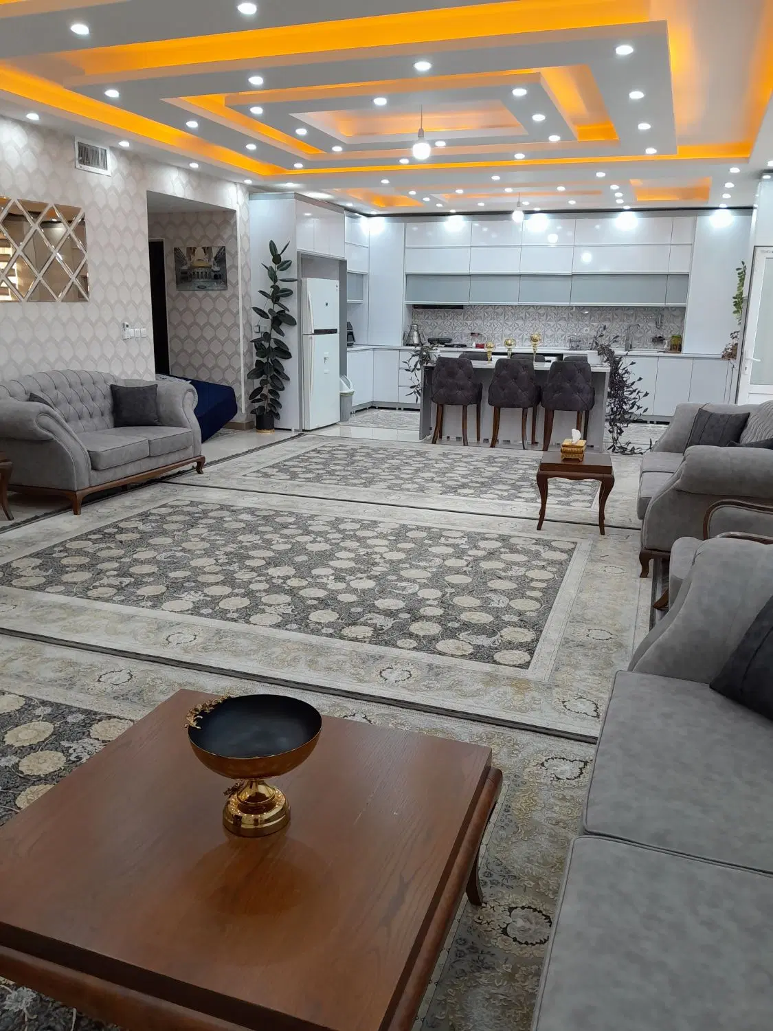 ملک ویلایی لاکچری