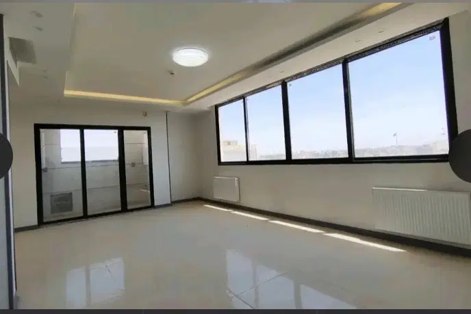 اپارتمان تک واحدی۲طرف نور