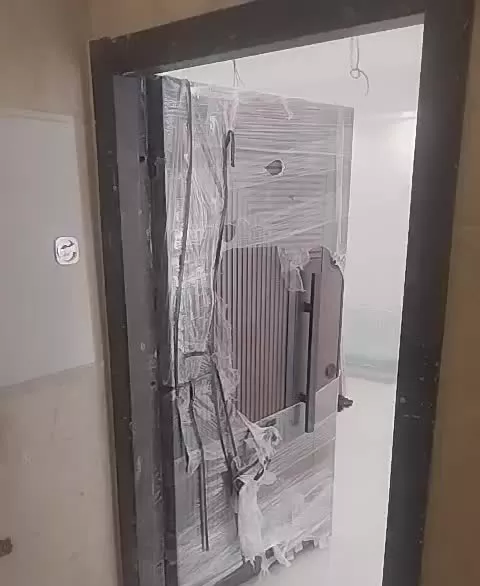 رهن و اجاره ۱۰۰ متری کلید نخورده تک واحدی