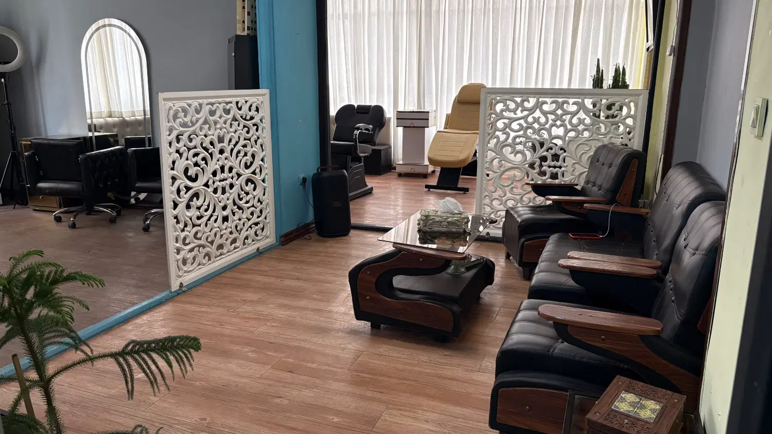 اجاره اتاق سالن زیبایی