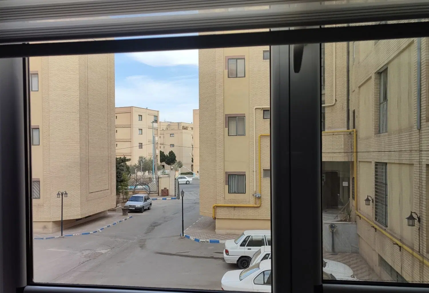 آپارتمان شقایق صفاییه سند دار